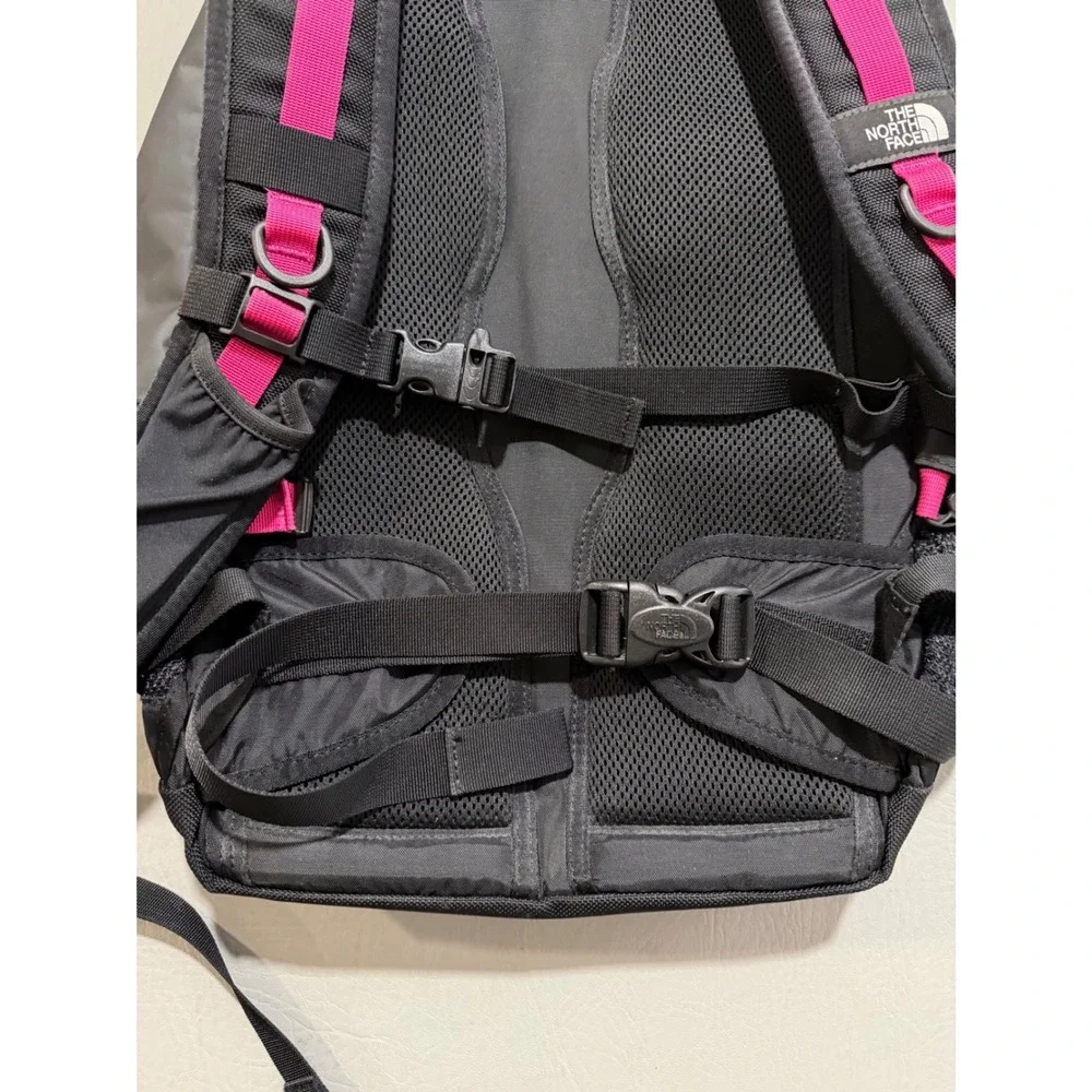The North Face Hot Shot Backpack Black Unisex OS Grey Yellow Pink Technical